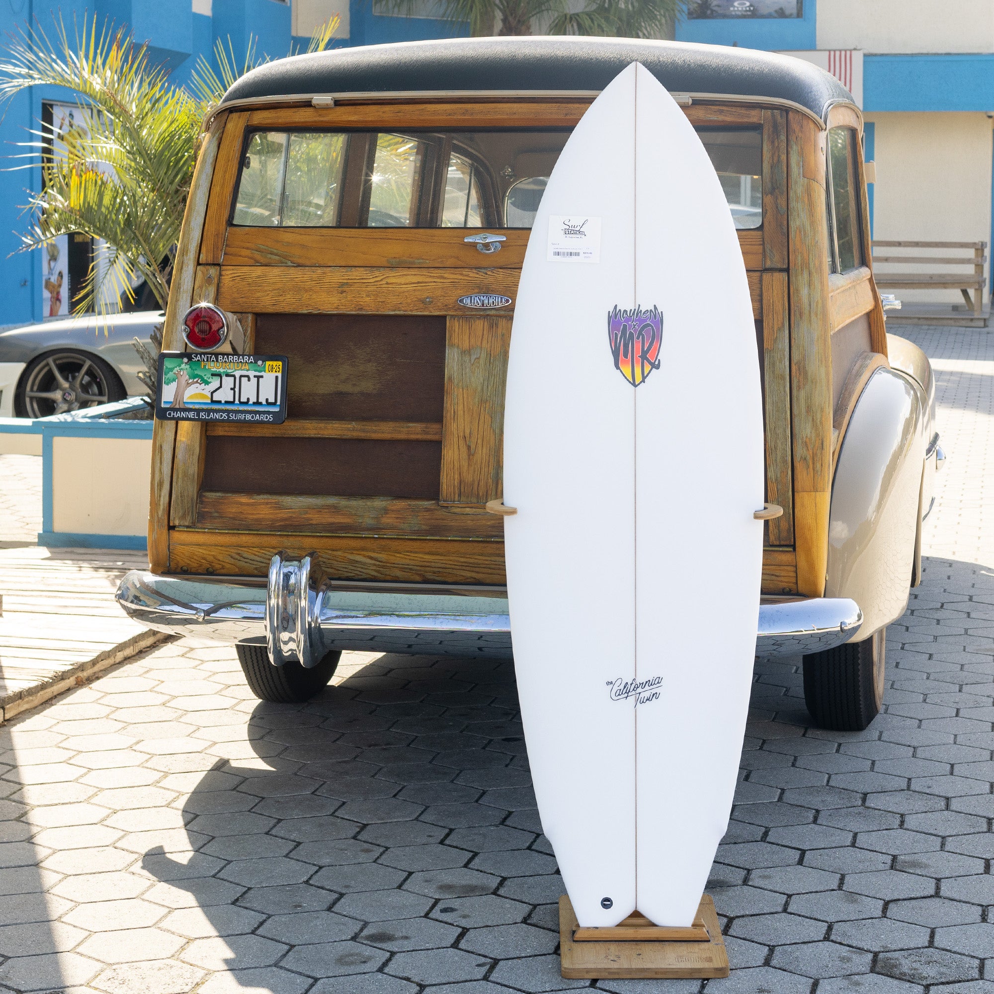 Lost MR California Twin 5'6 Surfboard - FCS II