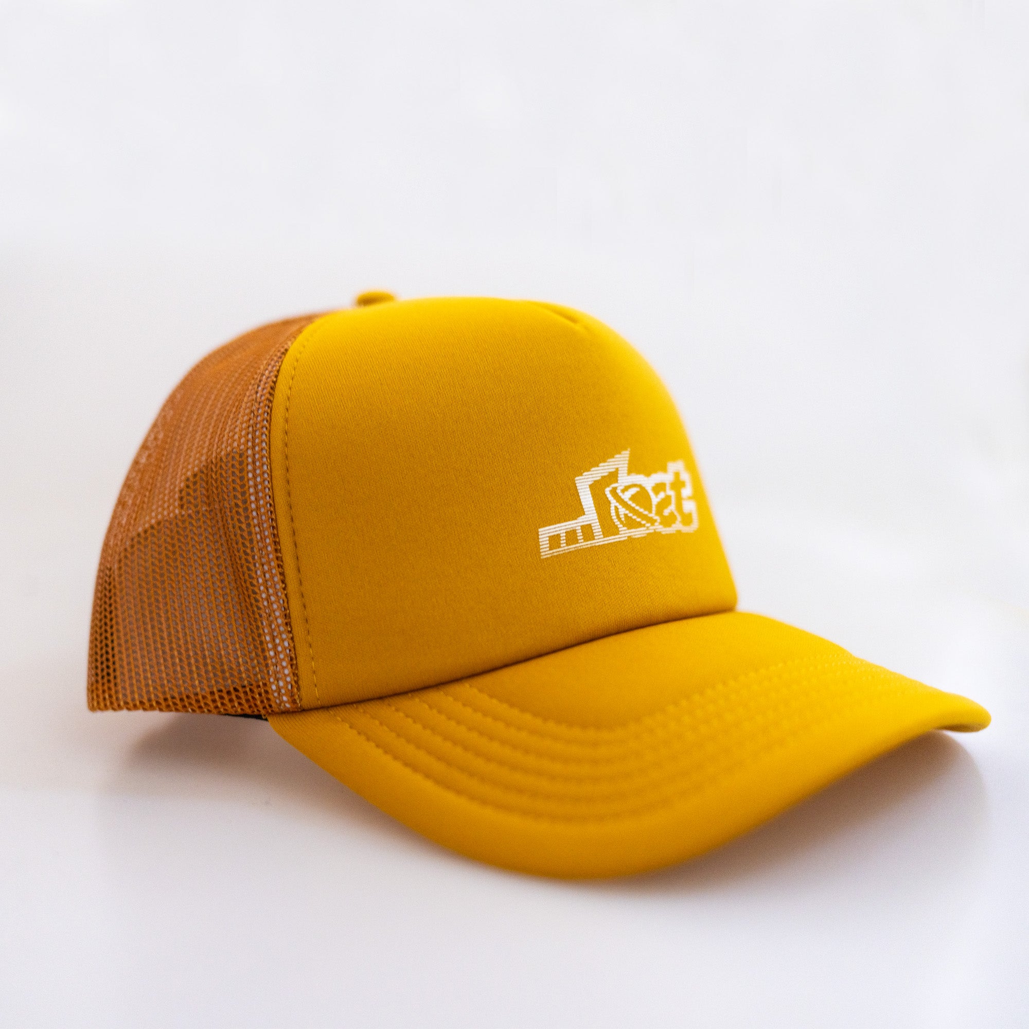 Lost Pro-Formance Men's Trucker Hat - Chai Tea