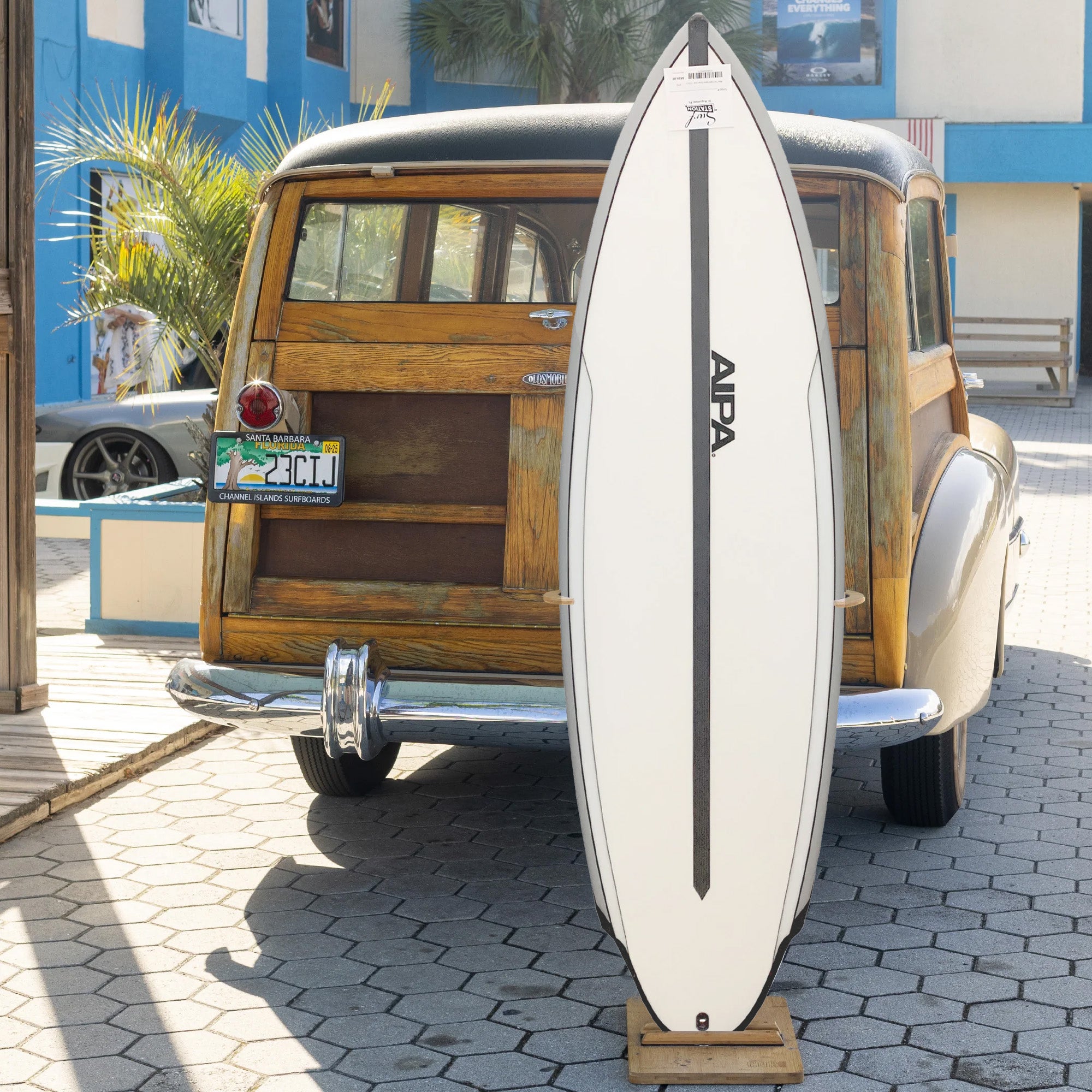 Aipa The Dark Twinn Dual Core 5'11 Surfboard - FCS II