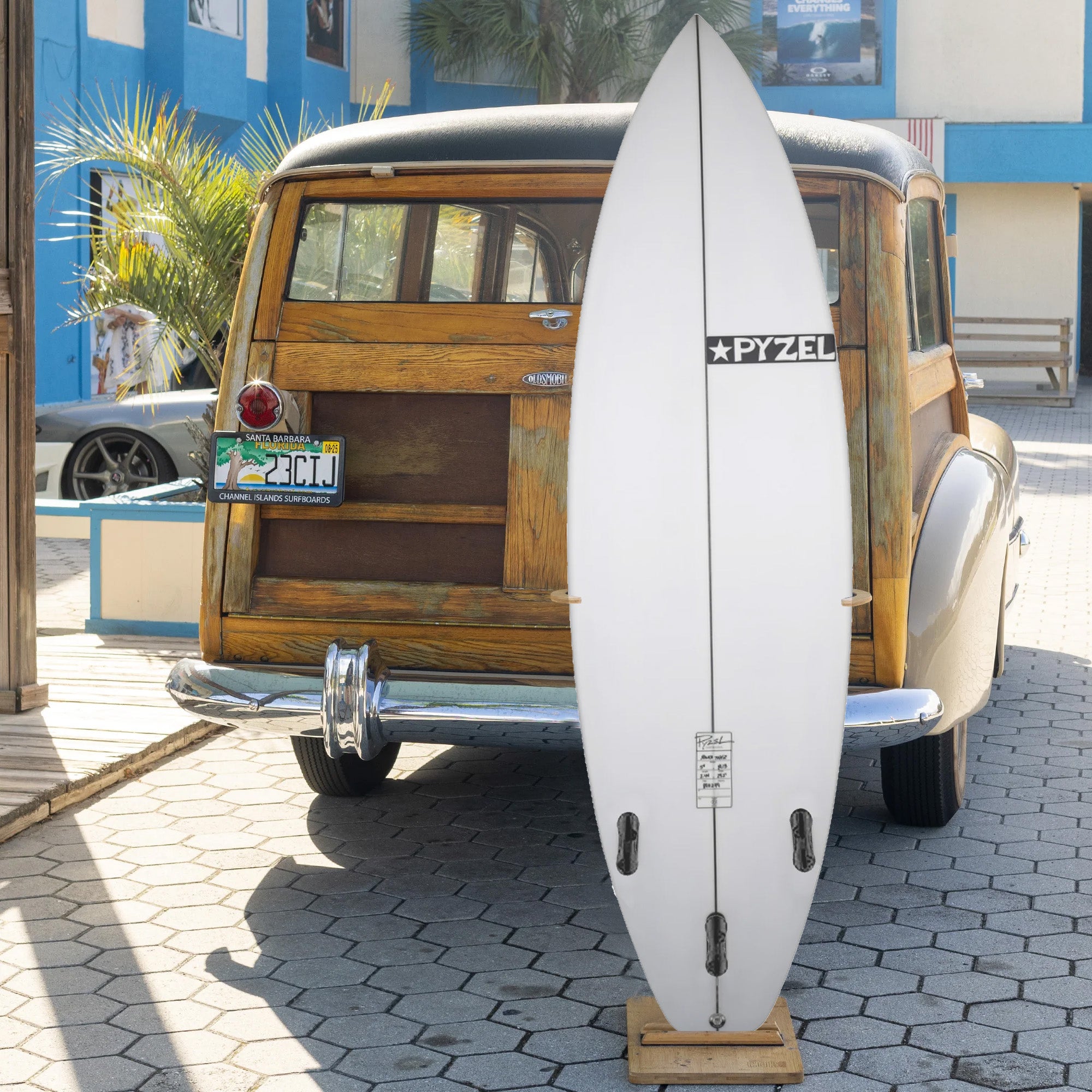 Pyzel Power Tiger 5'11" Surfboard - FCS II