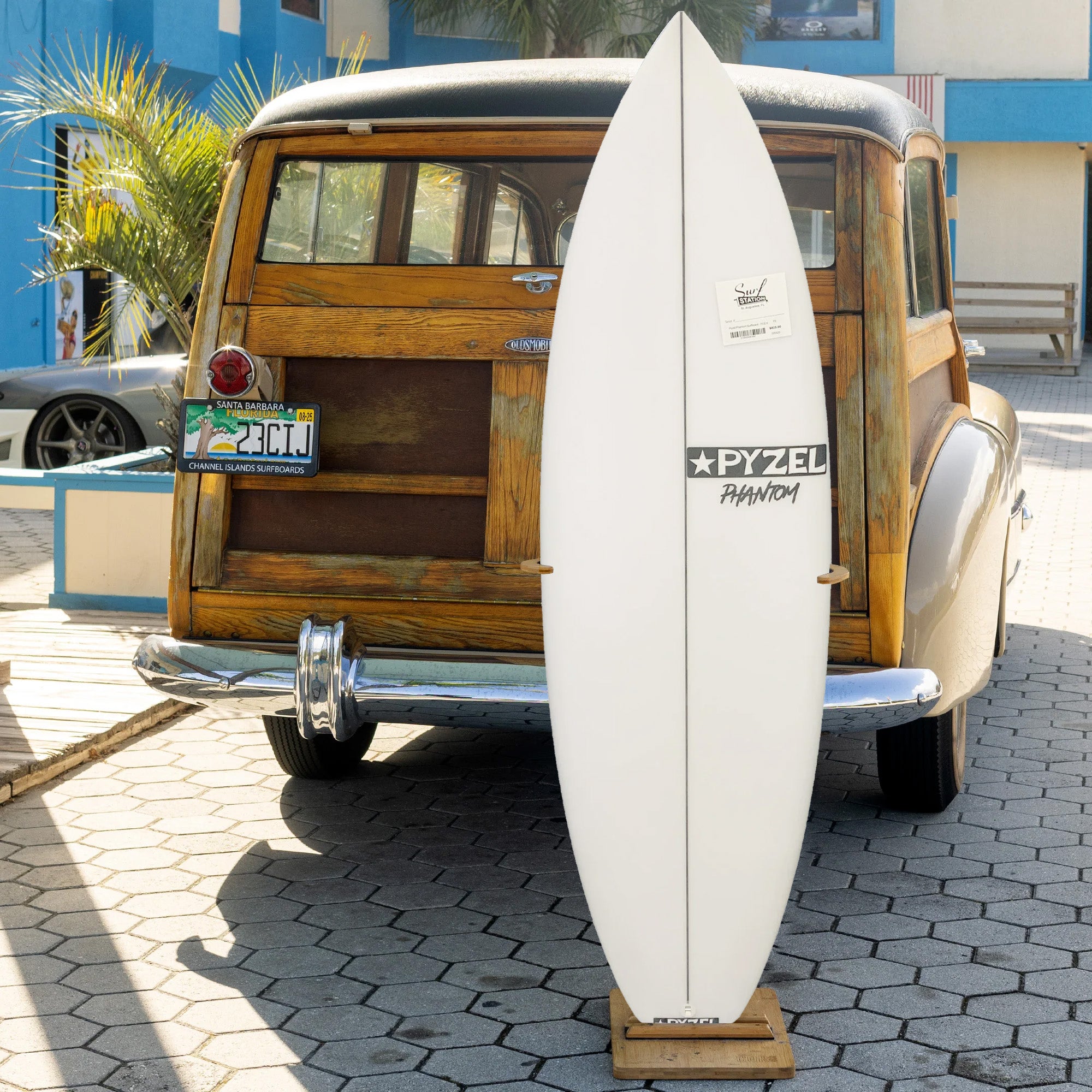 Pyzel Phantom 5'5 Surfboard - FCS II